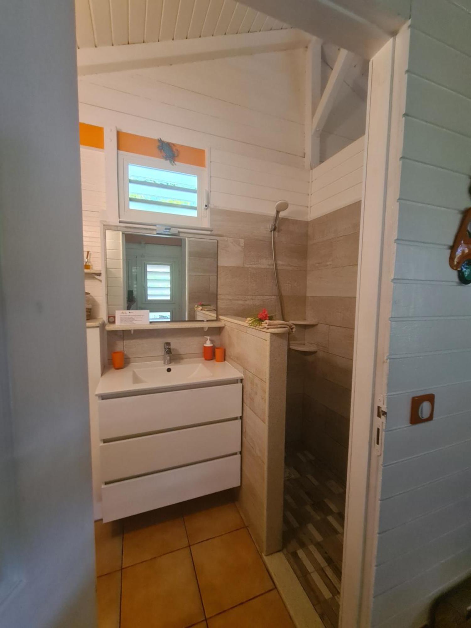 Les 3 Epices Apartment เลอโกซิเยร์ ภายนอก รูปภาพ