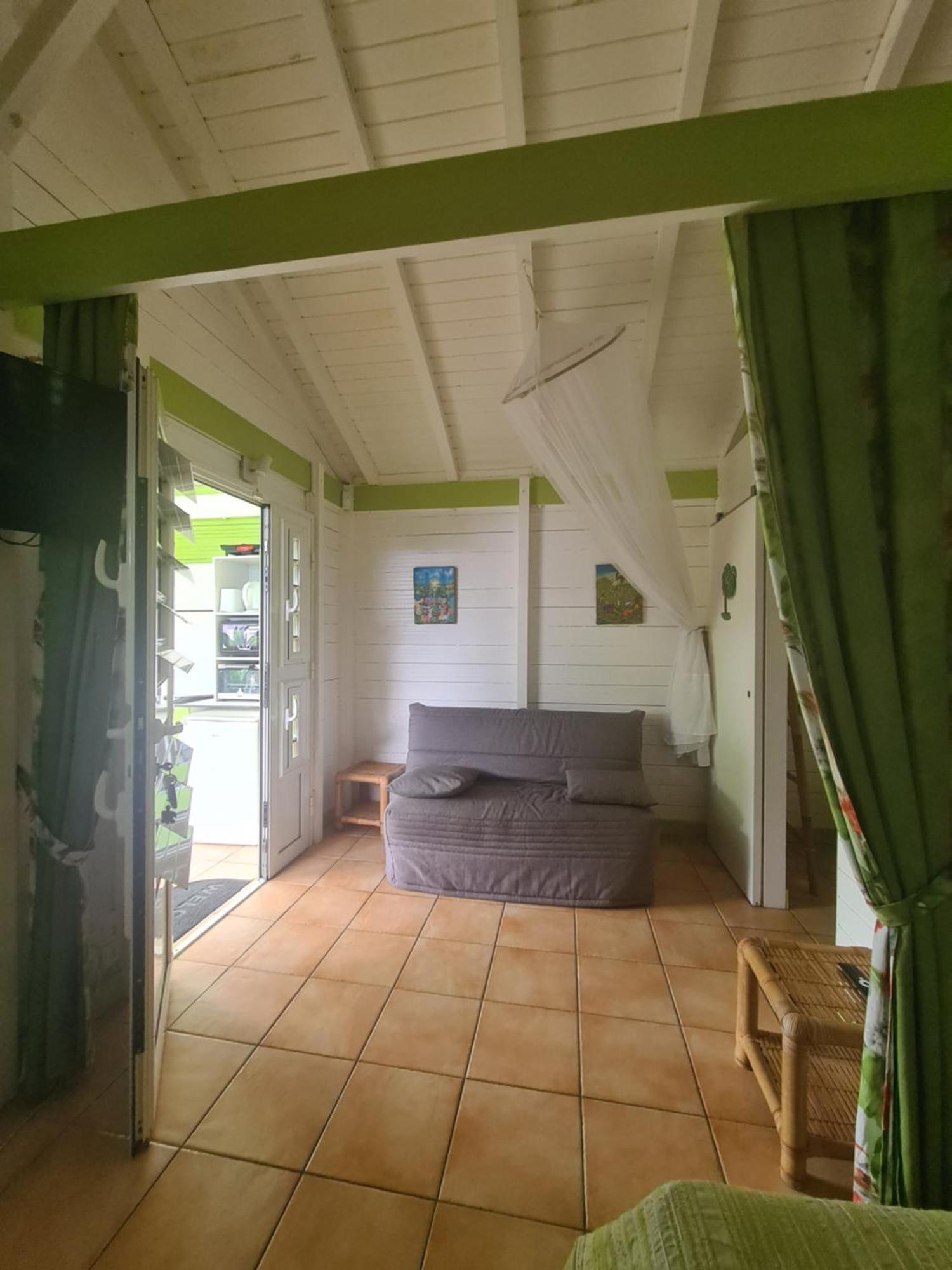 Les 3 Epices Apartment เลอโกซิเยร์ ภายนอก รูปภาพ